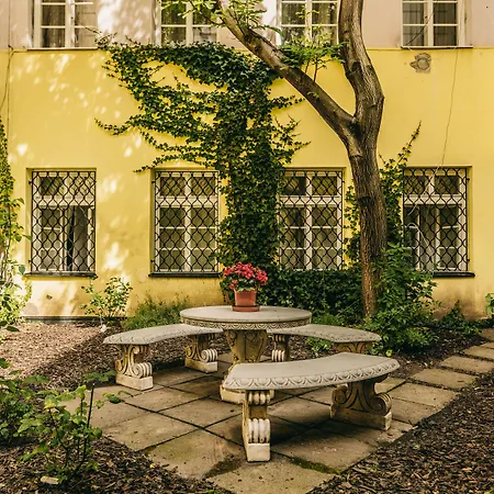 Siesta * Praga
