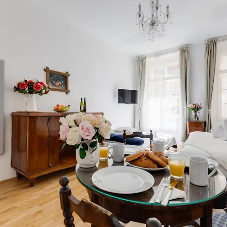 Siesta Apartman *